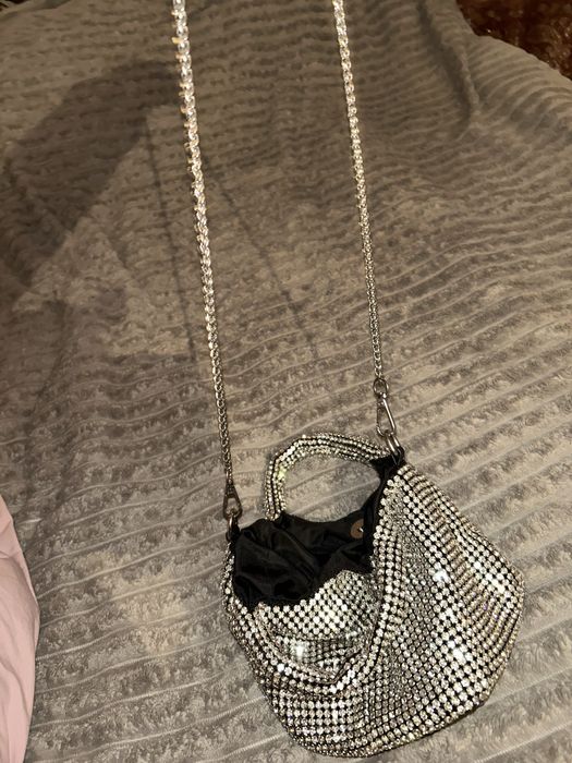 Продам Вечерний клатч со стразами, новый