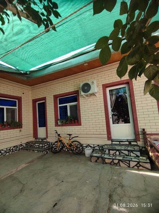 Karmana tumani Hovli sotiladi
