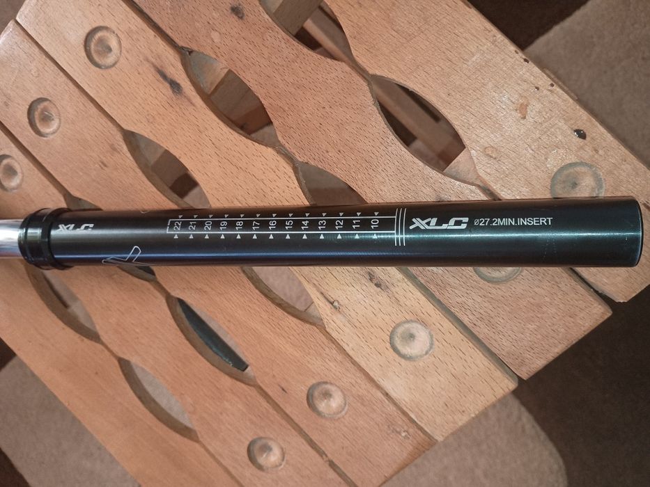 Vând tijă șa bicicletă aluminiu cu suspensie telescopică