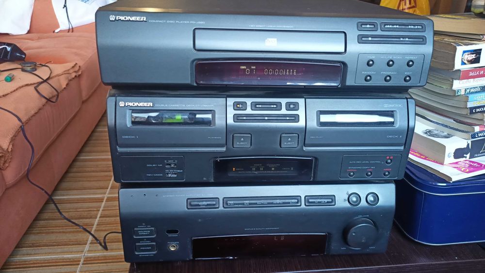 Стерео уредба Pioneer