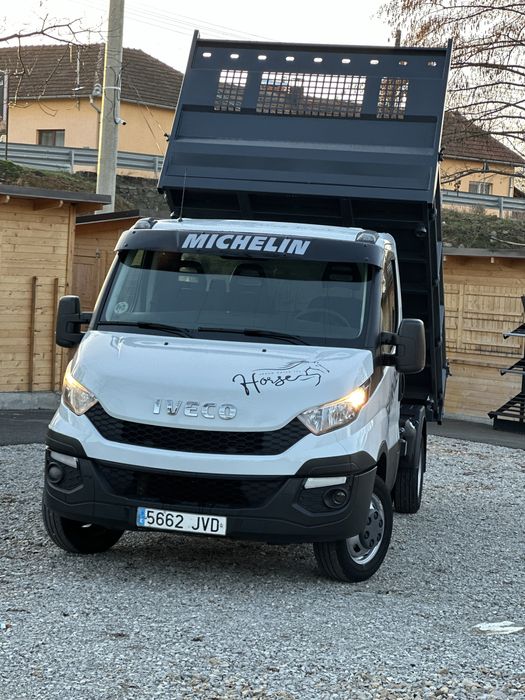 Iveco Daily Basculabil pe 3 parti motor3.0 150cp Clima An 2016 Spania