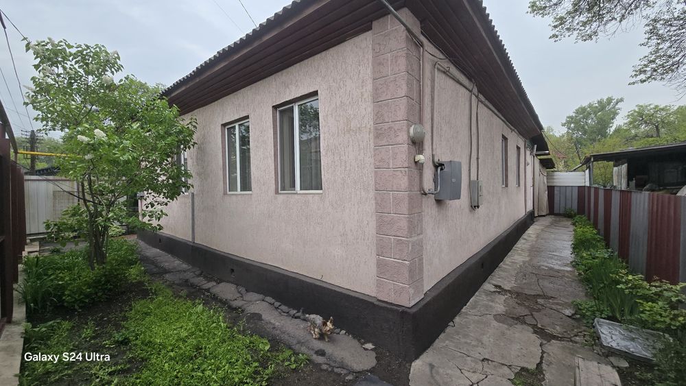 Срочно продам отдельно стоящий дом.