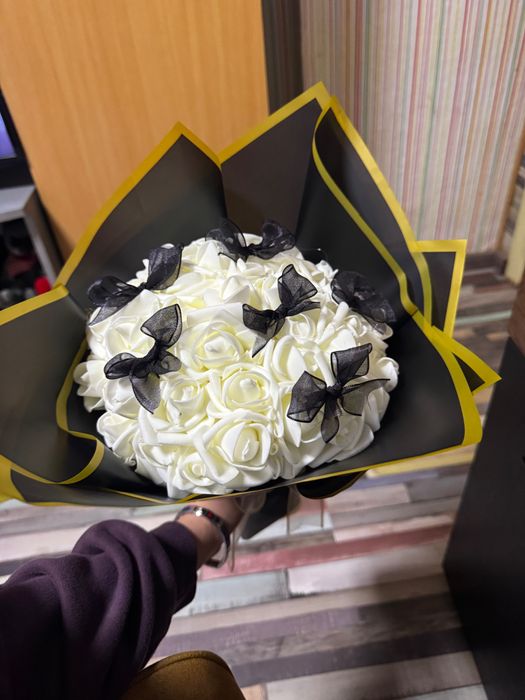 Изкуствено цвете с 50 цветя