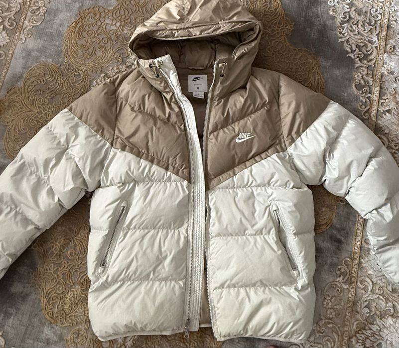 Geaca puffer Nike Storm FIT Windrunner