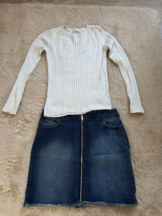 5 tinute  fusta/bluza ca noi!!pret mic!!