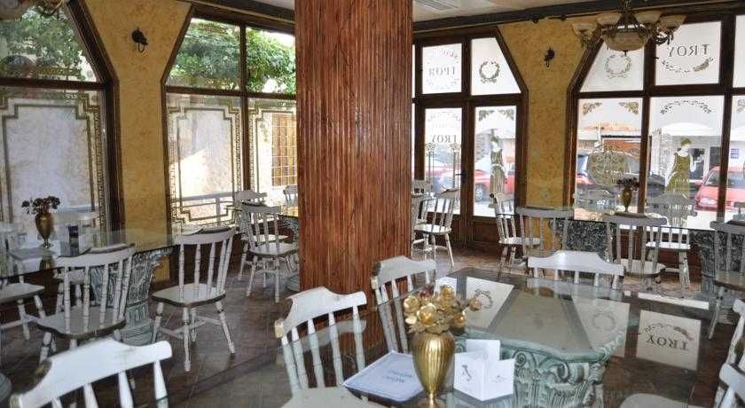 Хотел Троя-гр. Свети Влас-Продавам