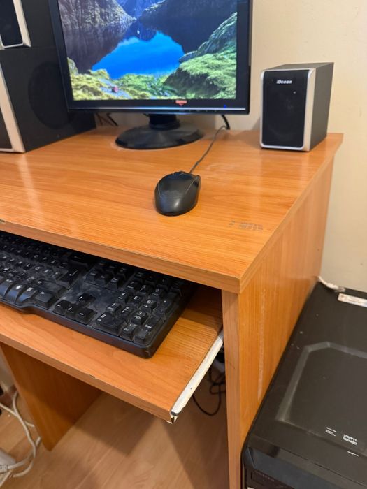Компютърно/ офис бюро 35€