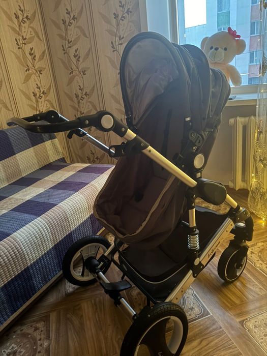 Продам коляску новая