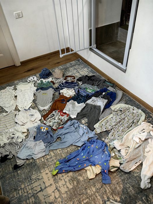 Lot calitativ hăinuțe 3-6 luni(62-68)