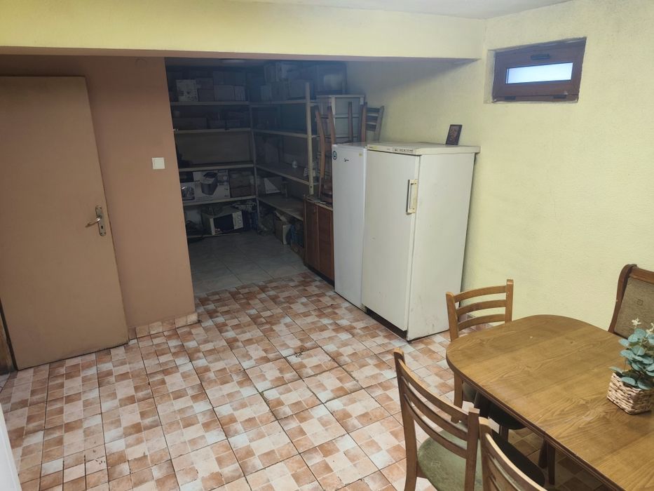 Дава се под наем Магазин в с. Рударци, Област Перник - 120 кв.м за 598.23 € - Снимка #14