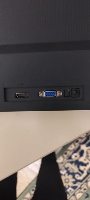 Монитор dyer 18 дюйм