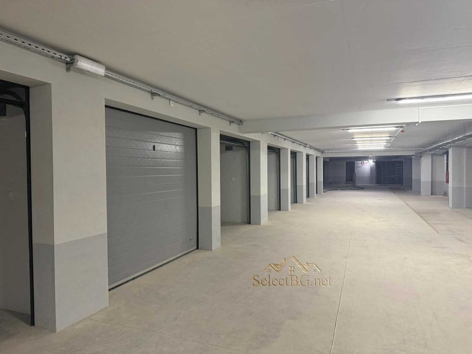 Продава се Гараж / Паркомясто в Велико Търново, Акация - 19 кв.м за 1369 €/кв.м - Снимка #2