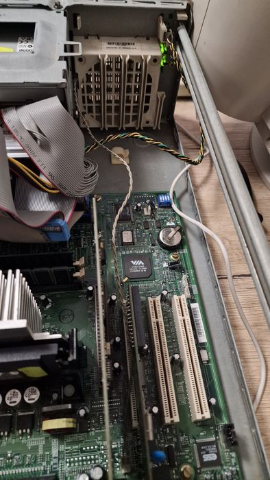 PC Retro IBM Pentium III 667MHz + Monitor CRT |  Win XP