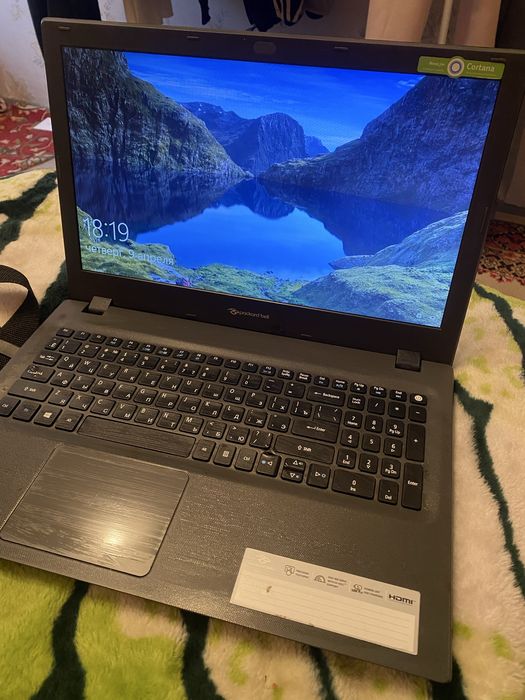 Продам ноутбук срочно