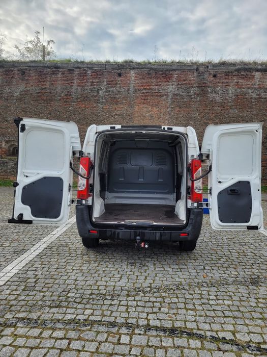 Peugeot Expert 2015