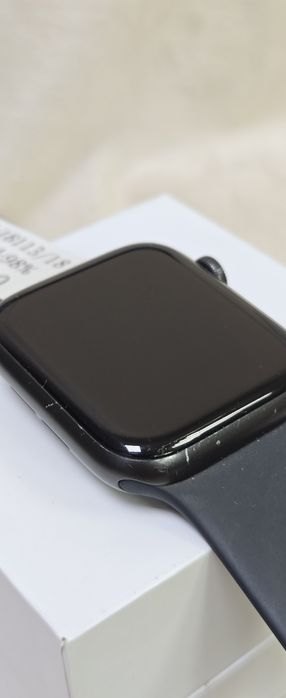 Apple watch se 44mm 98%