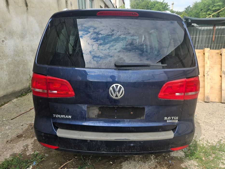 Dezmembrez / Dezmembrari / Piese / Accesorii Volkswagen Touran 2012