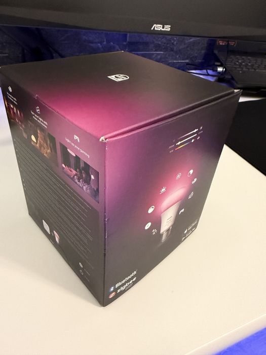 Kit smart 2 becuri Philips RGB + Hue Bridge sigilat