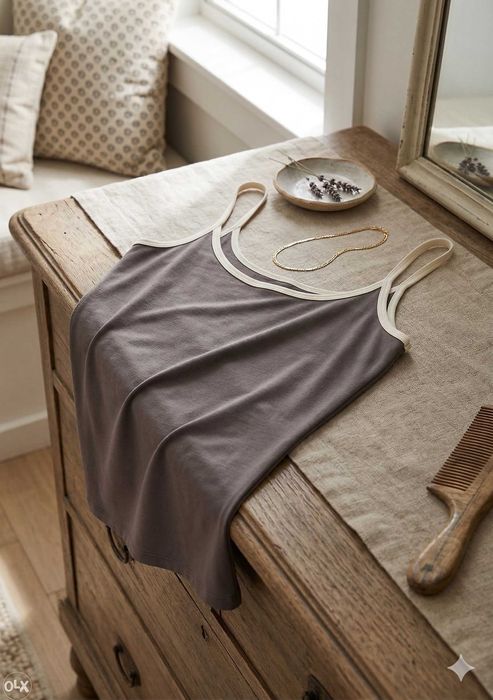 Подарявам: Топ MANGO (размер S) – изключително мека материя (лиосел)