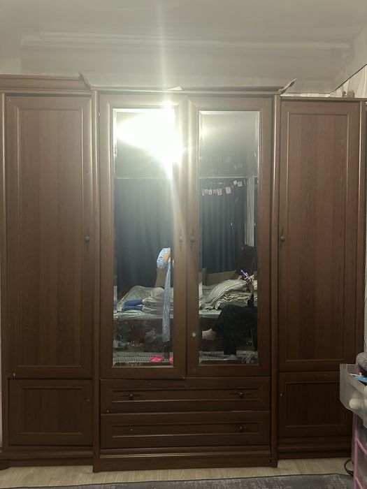 Шкаф Шкаф нормальный состояние