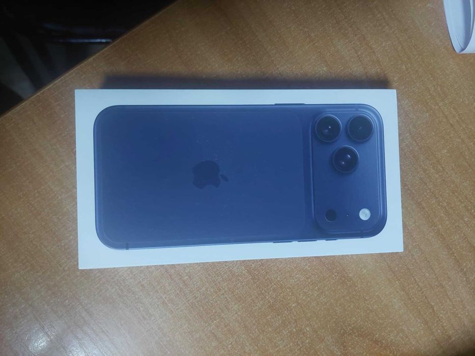 айфон 17 про макс 256 гига