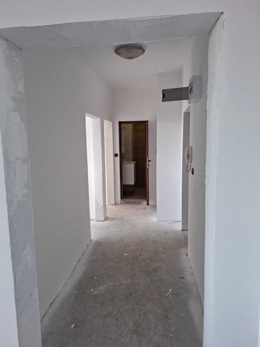 Продава се Тристаен апартамент в Благоевград, Еленово 1 - 84 кв.м за 1465 €/кв.м - Снимка #10