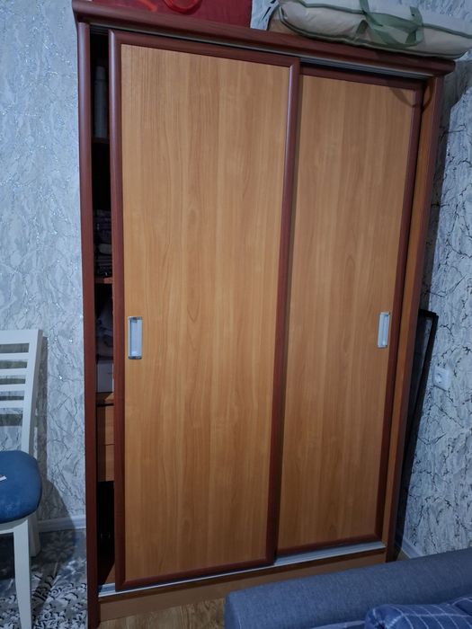 Продается шкаф купе