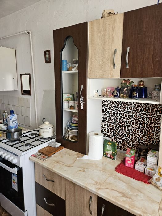 Vând apartament în otelu Roșu