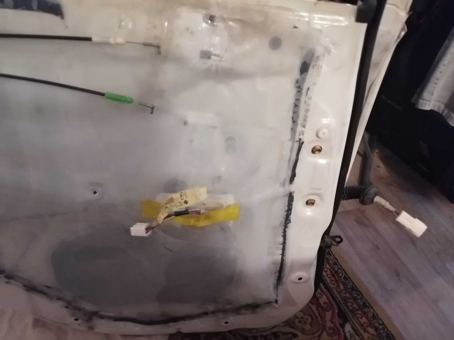 Дверь Тойота Марк II