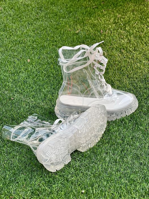 Ботинки                            .