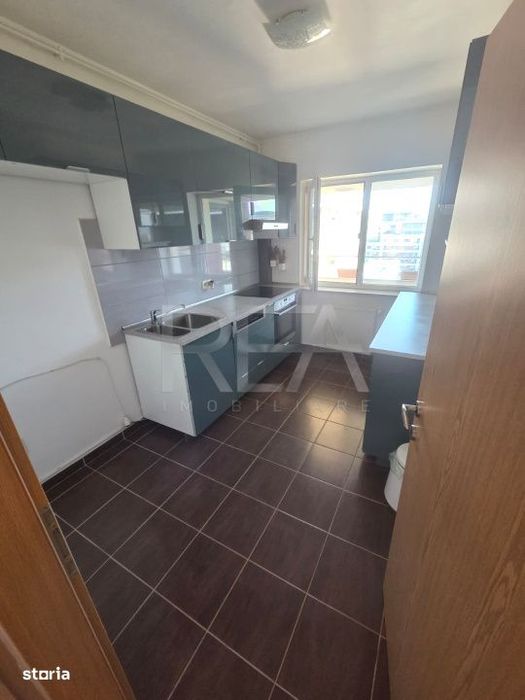 3 camere duplex Tei, centrala, parcare, an 2009, 97 mp, boxa