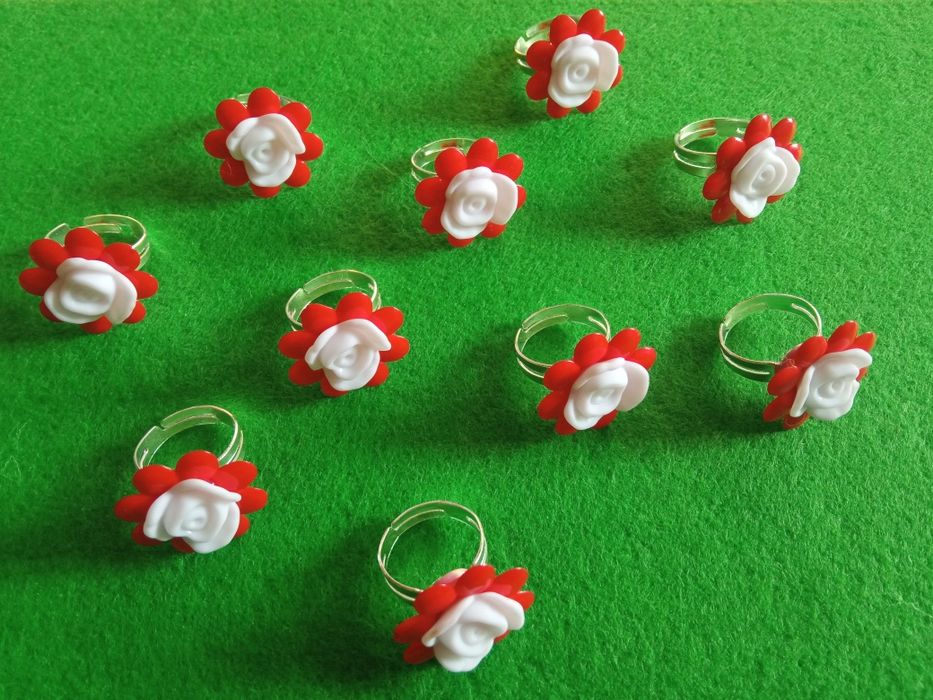 Мартеници ръчна изработка