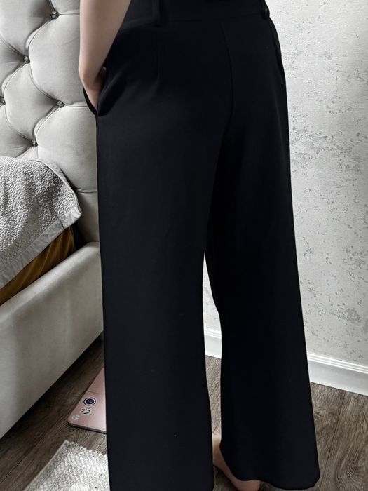 черные классические брюки