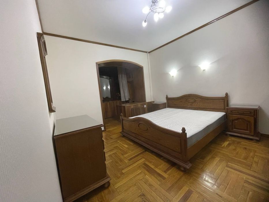 Аренда квартиры Цум 3/3/4