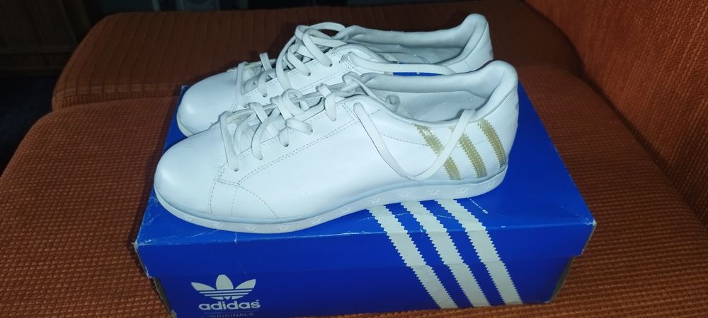 Кросовки Adidas  Adi Court W