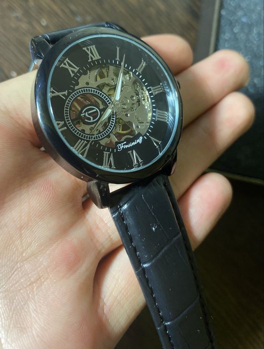 Продам набор часов