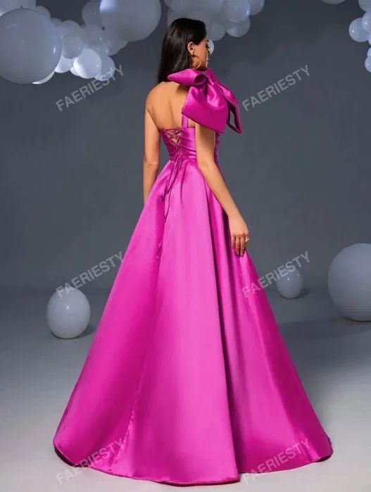 Rochie elegantă + cercei fundiță