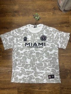 Две футболки Miami