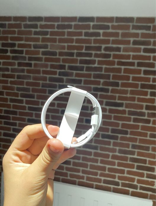 Vând Apple AirPods 2