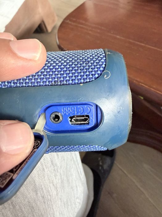 Тонколона JBL FLIP 3