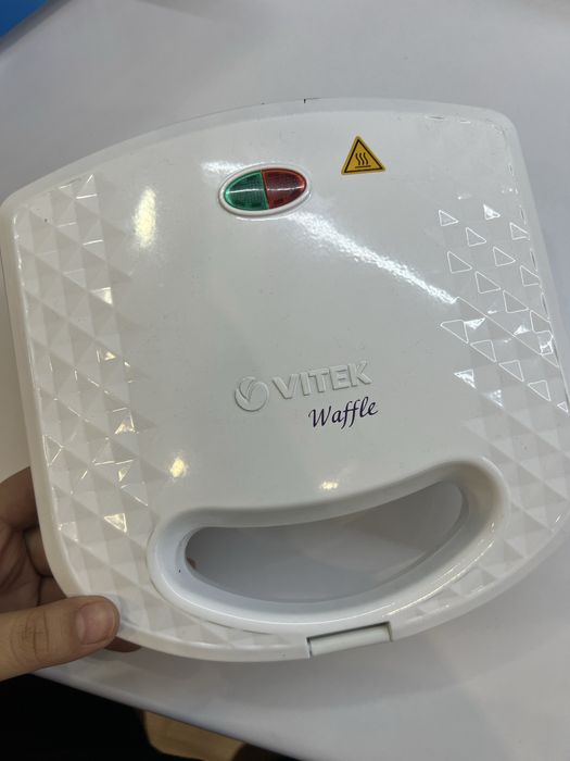 Вафельница Vitek VT - 7150w