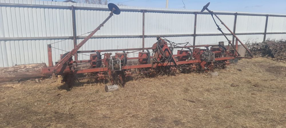 Продам сеялку СУПН8