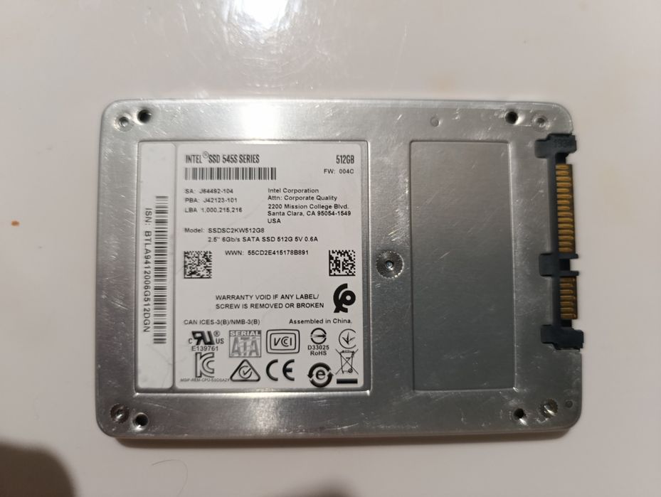 Продам SSD жёсткий диск Intel обьемом 512гб