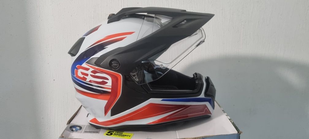 Мотокаски BMW GS,SHARK гр. Варна м-т Кокарджа • OLX.bg