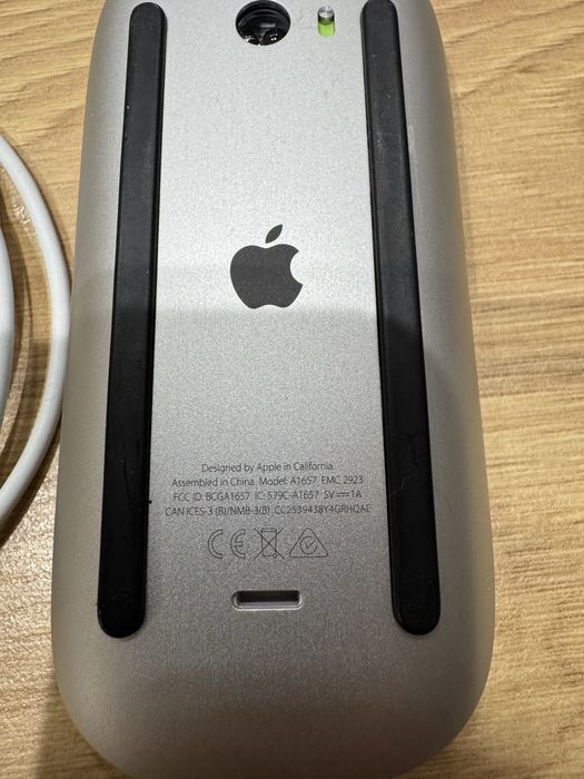 Apple Magic Mouse 2  model 1657