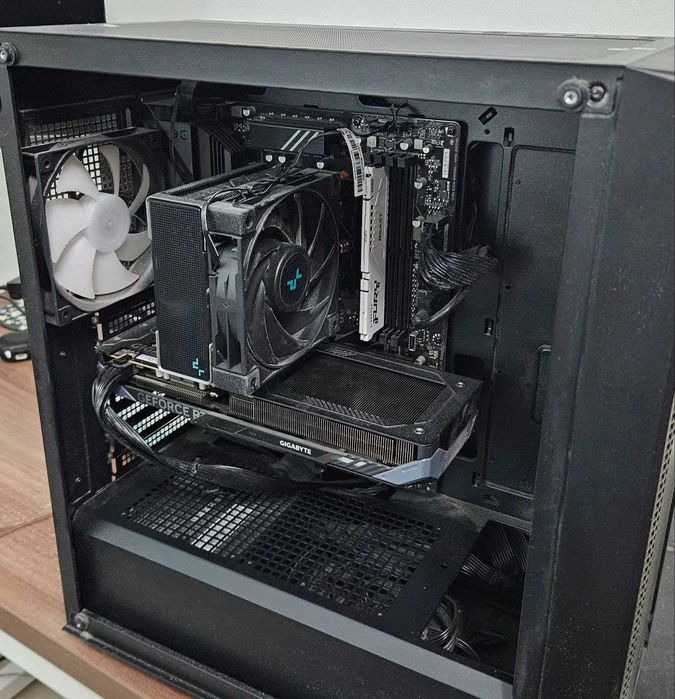 Игровой компьютер почти новый