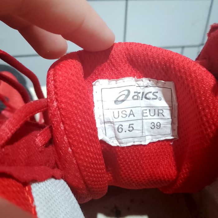Продам борцовеи ASICS  original