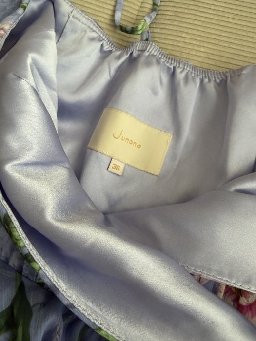 Феерични рокли Junona