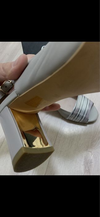 Босоножки 38 р-р