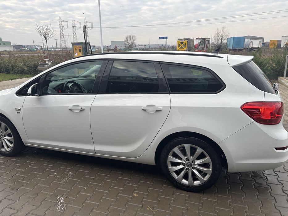 Vand opel astra j 2012